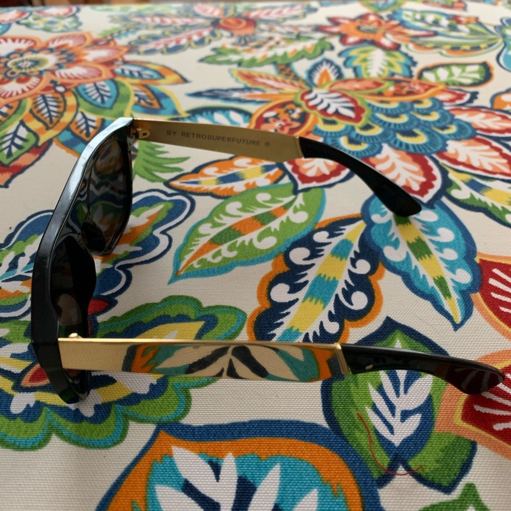 Retrosuperfuture Sunglasses - Picture 2 of 4